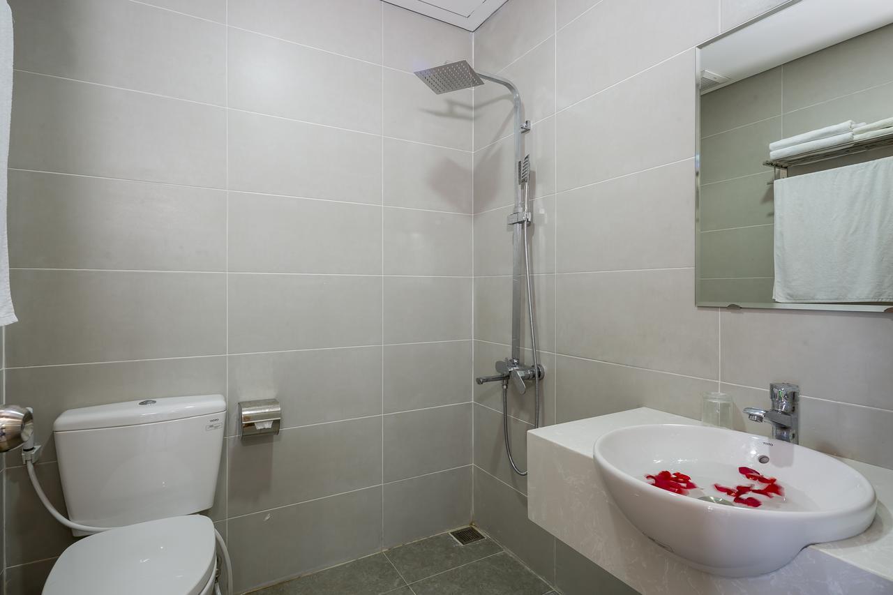 Anh Villa Hotel Da Nang Exterior photo